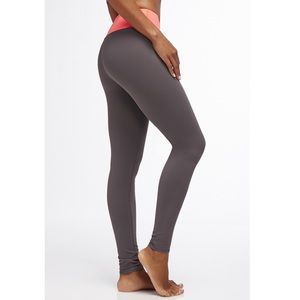 Fabletics dark grey/pop coral salar leggings, XS